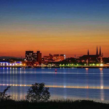 Scenic Harbour View House Waterfront Apartment Stratford Екстериор снимка
