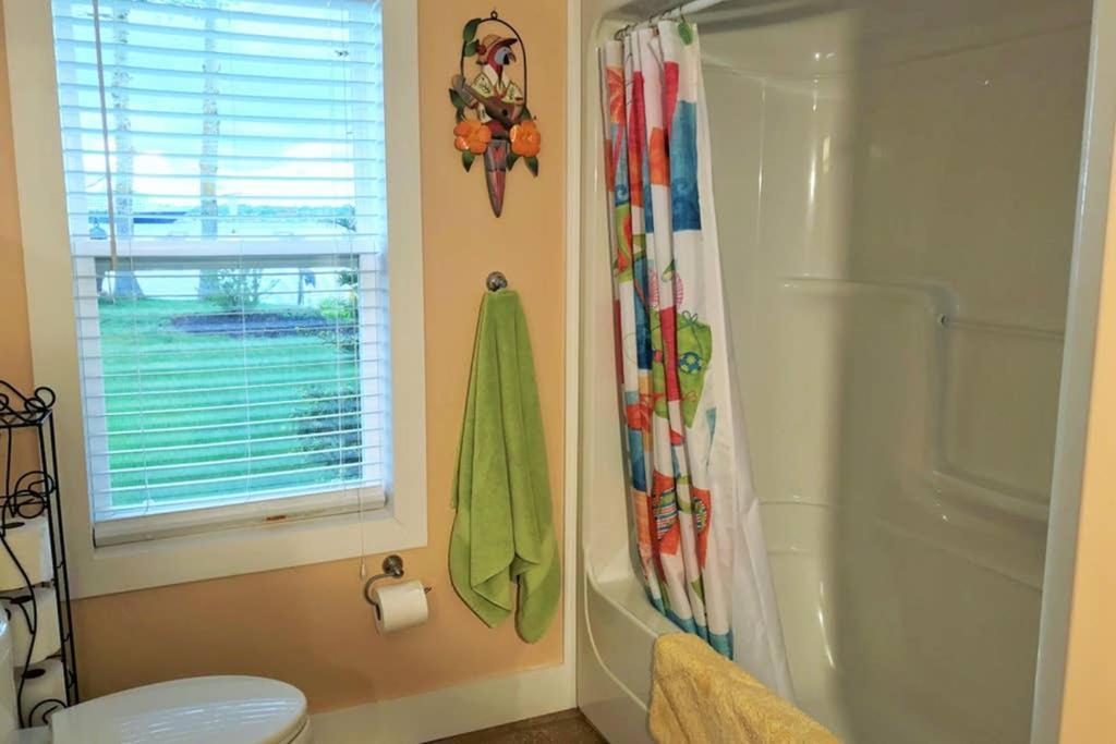Scenic Harbour View House Waterfront Apartment Stratford Екстериор снимка